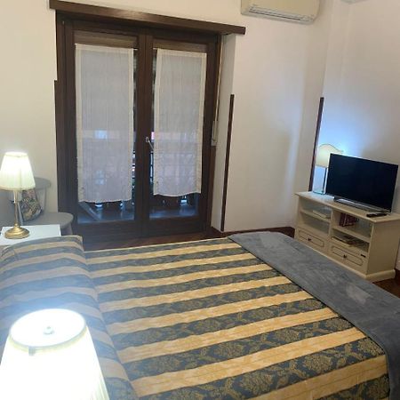 Flavia Apartment Roma Exterior foto