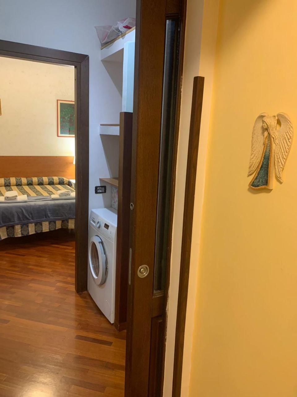 Flavia Apartment Roma Exterior foto