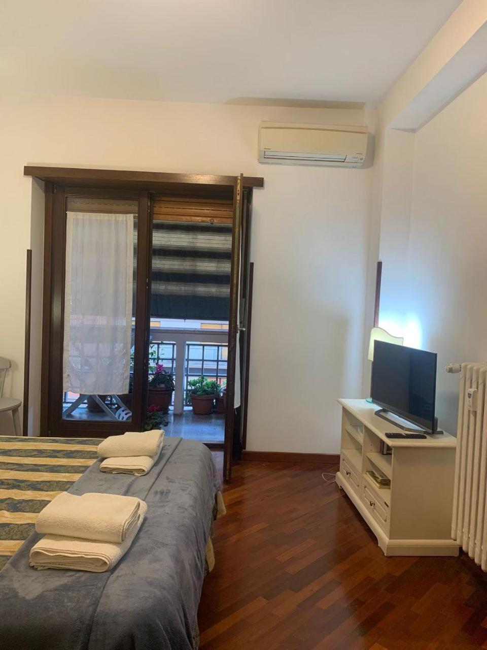 Flavia Apartment Roma Exterior foto