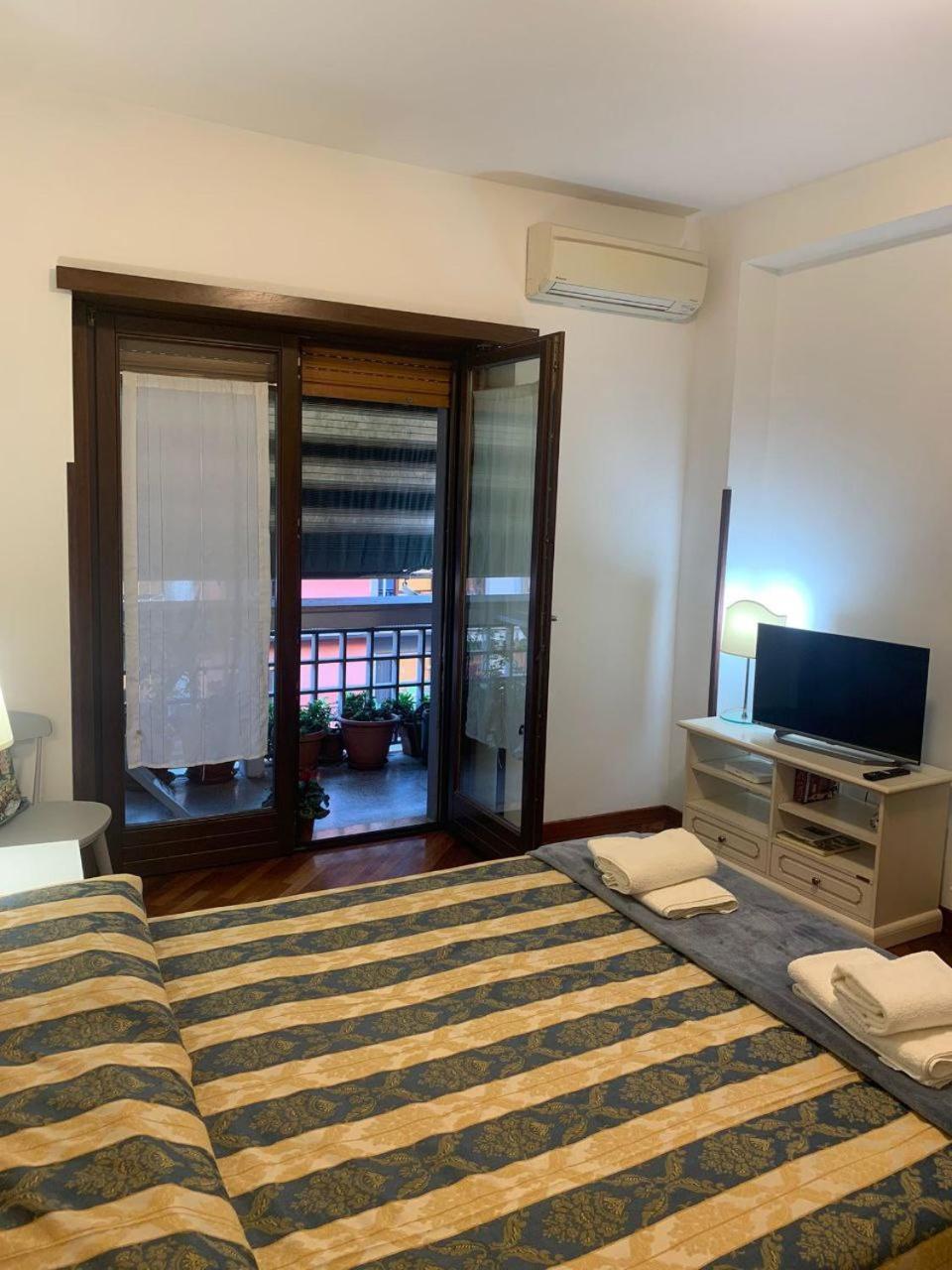 Flavia Apartment Roma Exterior foto